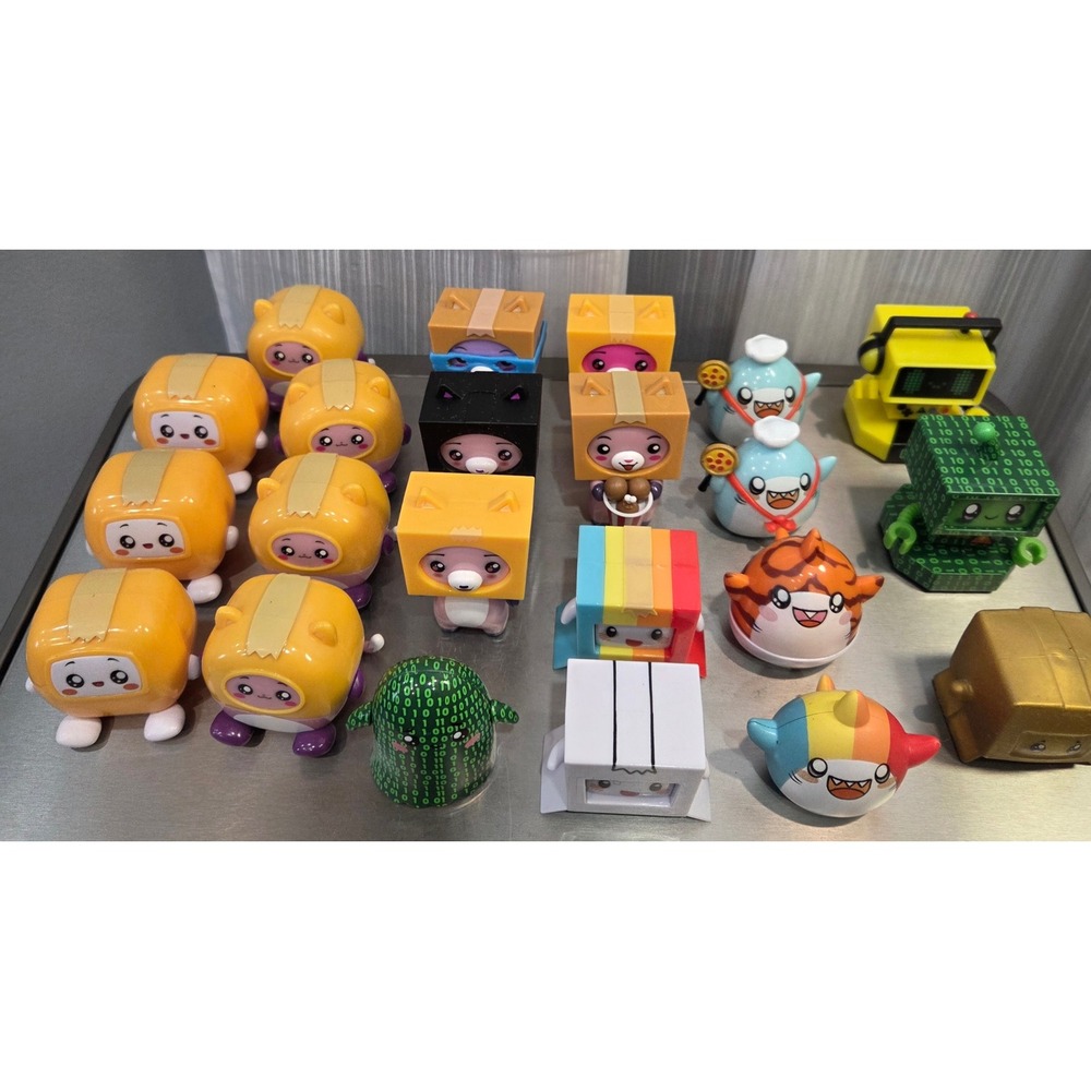 LankyBox Mystery Figure Lot Foxy Boxy Rocky Sticky‎ YouTube Gaming Toys 22pc